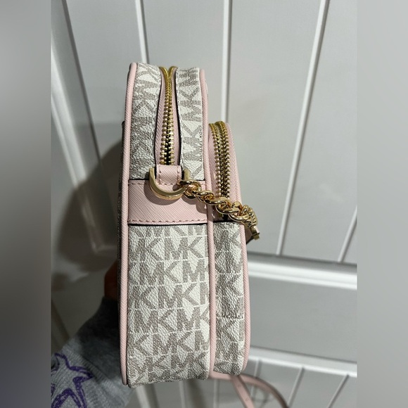 Michael Kors jet Set Travel Medium Logo Crossbody Bag purse pink gold - Picture 2 of 10